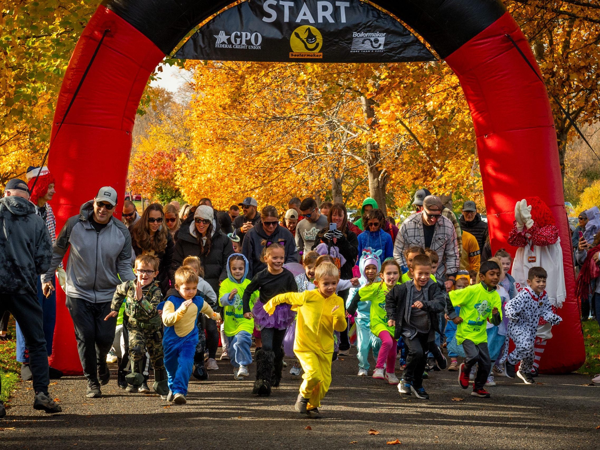 Runners at the start of the Boolermaker 2024